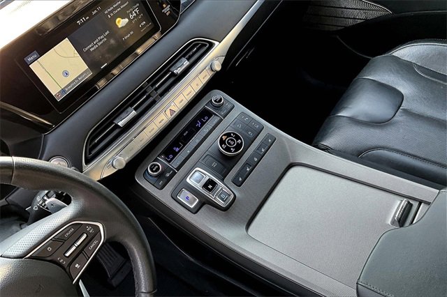 Used 2020 Hyundai Palisade Limited image 14