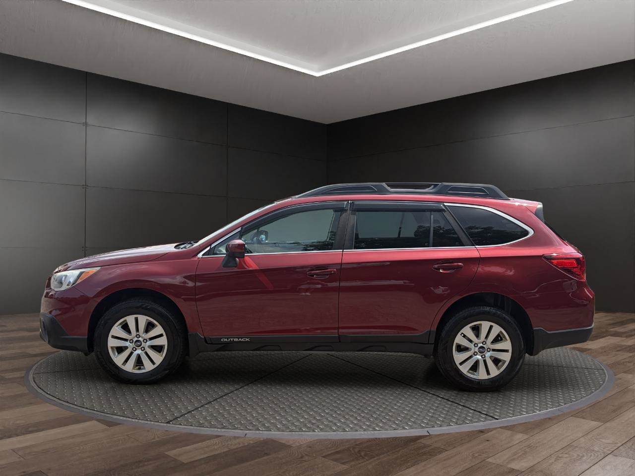 Used 2017 Subaru Outback 2.5i Premium AWD/4WD image 5