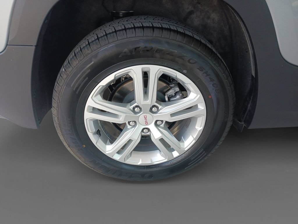 Used 2024 GMC Terrain SLE AWD/4WD image 10