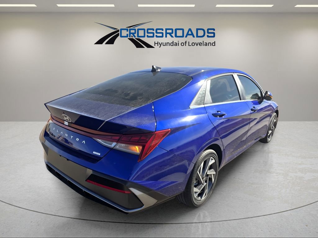 New 2026 Hyundai Elantra Limited FWD image 5