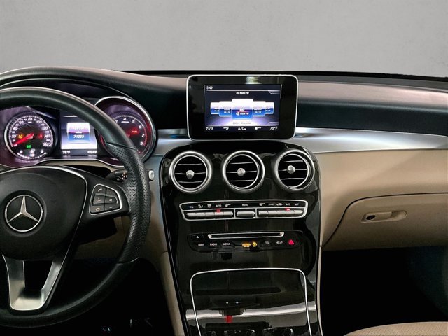 Used 2019 Mercedes-Benz GLC 300 4MATIC image 8