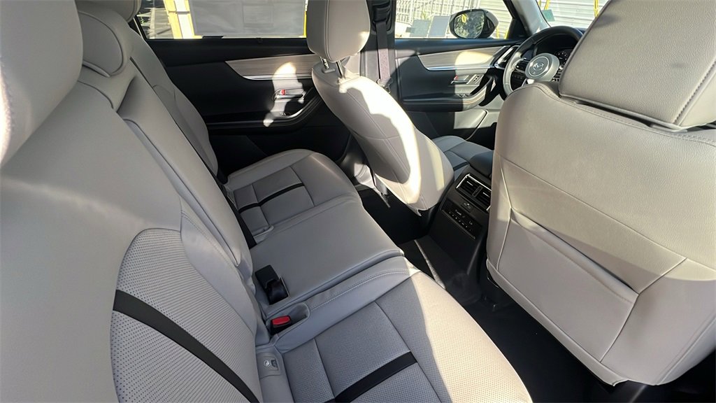 Used 2025 MAZDA CX-70 3.3 Turbo w/ Premium Package image 16