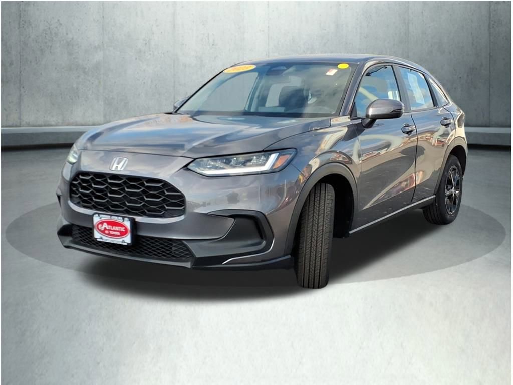 Used 2023 Honda HR-V LX image 3