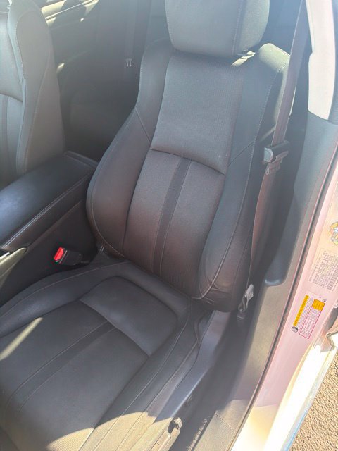 Used 2018 Honda Accord EX image 11