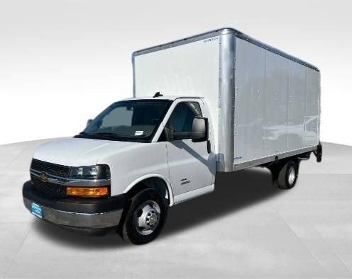 New 2025 Chevrolet Express 4500 Extended w/ Power Convenience Package RWD image 1