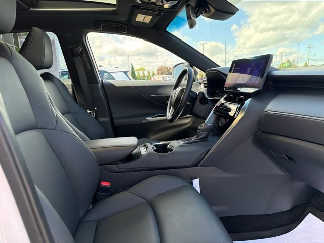 Certified 2024 Toyota Venza Nightshade AWD/4WD image 35
