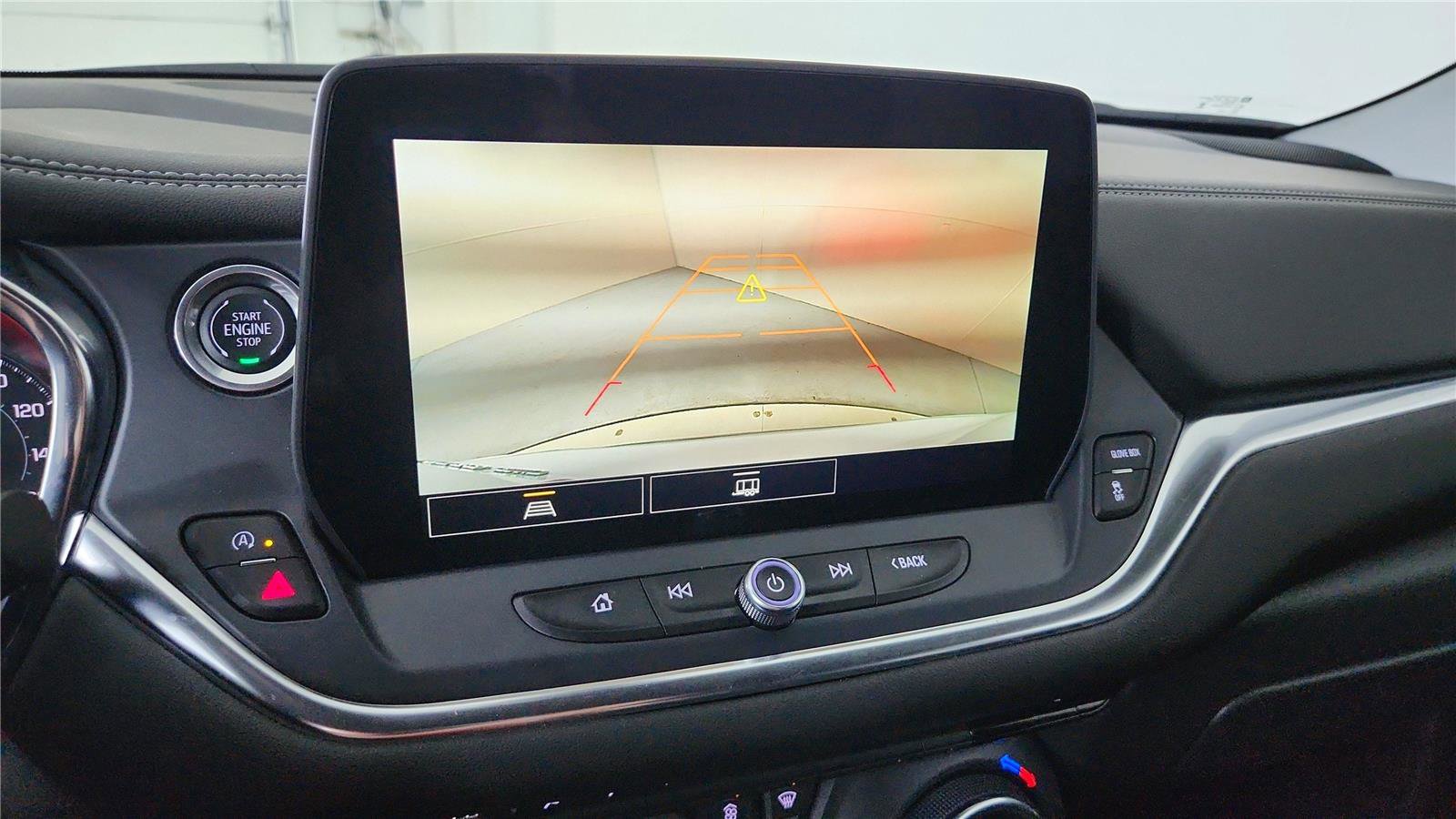 Used 2025 Chevrolet Blazer LT w/ Convenience Package AWD/4WD image 29