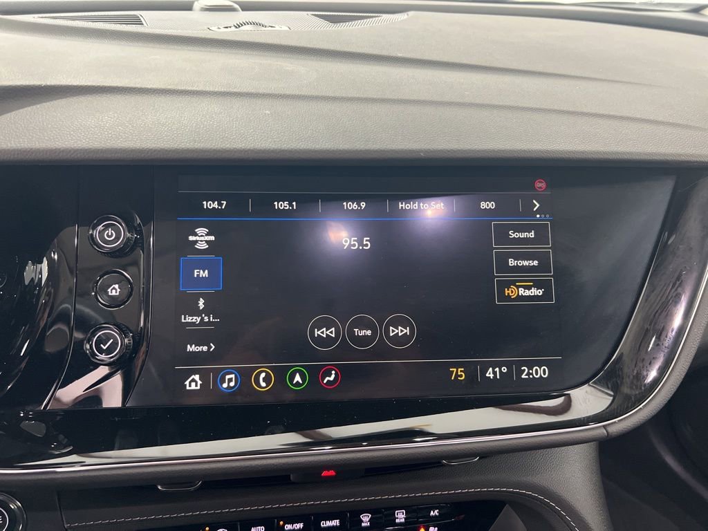 Used 2023 Buick Envision Avenir image 12