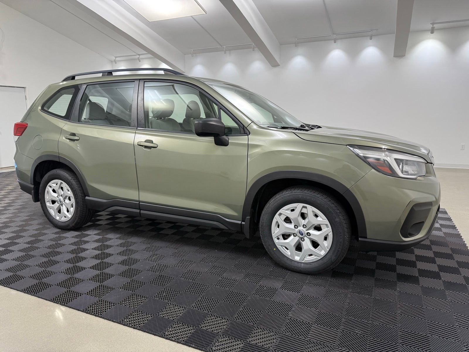 Used 2019 Subaru Forester w/ Alloy Wheel Package image 1