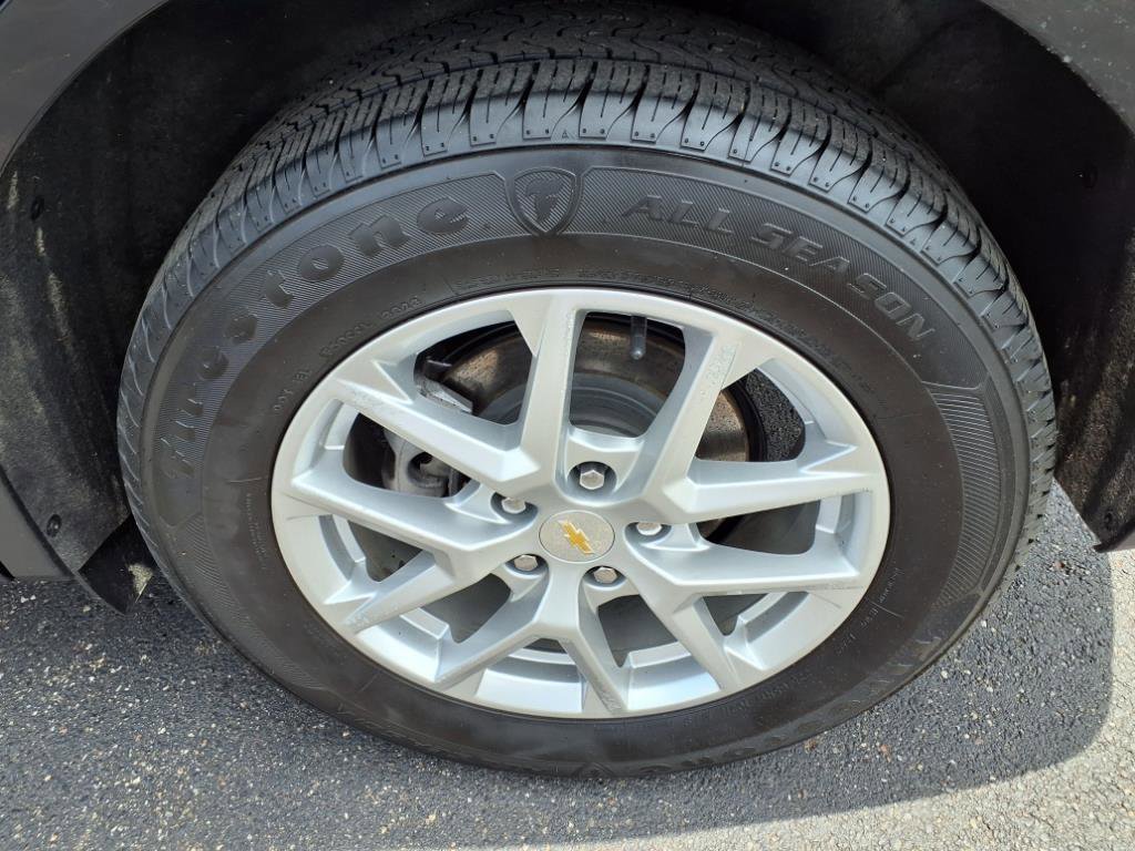 Used 2022 Chevrolet Equinox LS w/ LS Convenience Package image 13