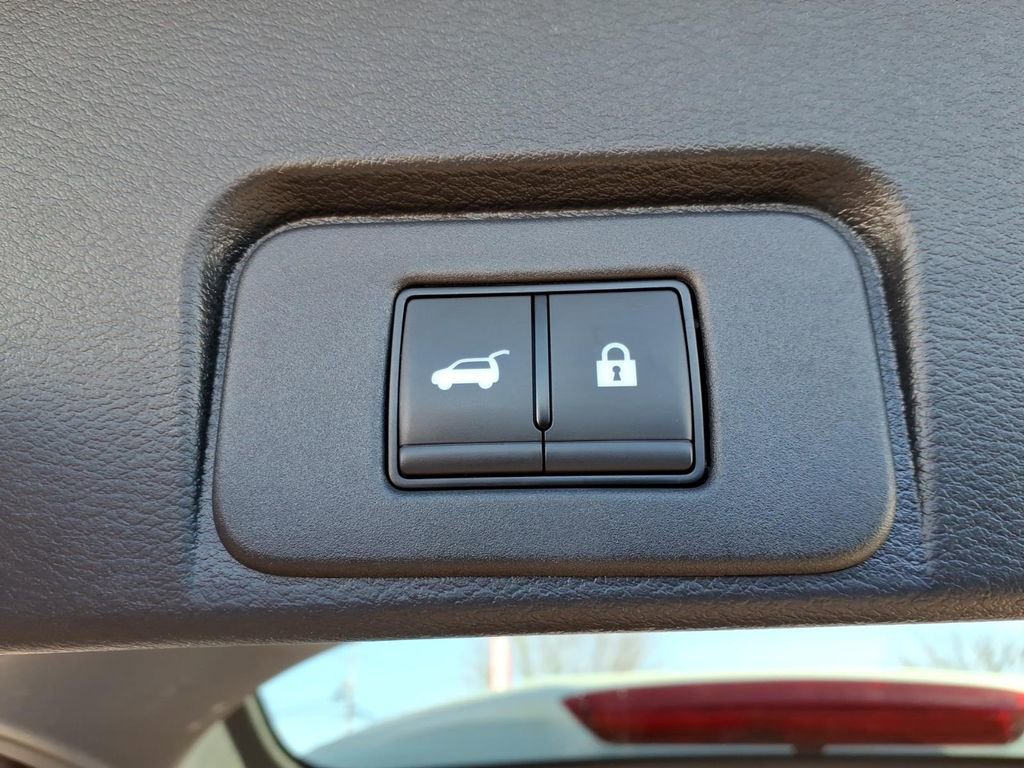 Certified 2023 Nissan Rogue Platinum w/ Platinum Premium Package image 10