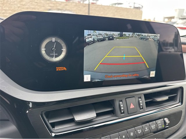 New 2025 Lexus ES 350 w/ Premium Package image 10