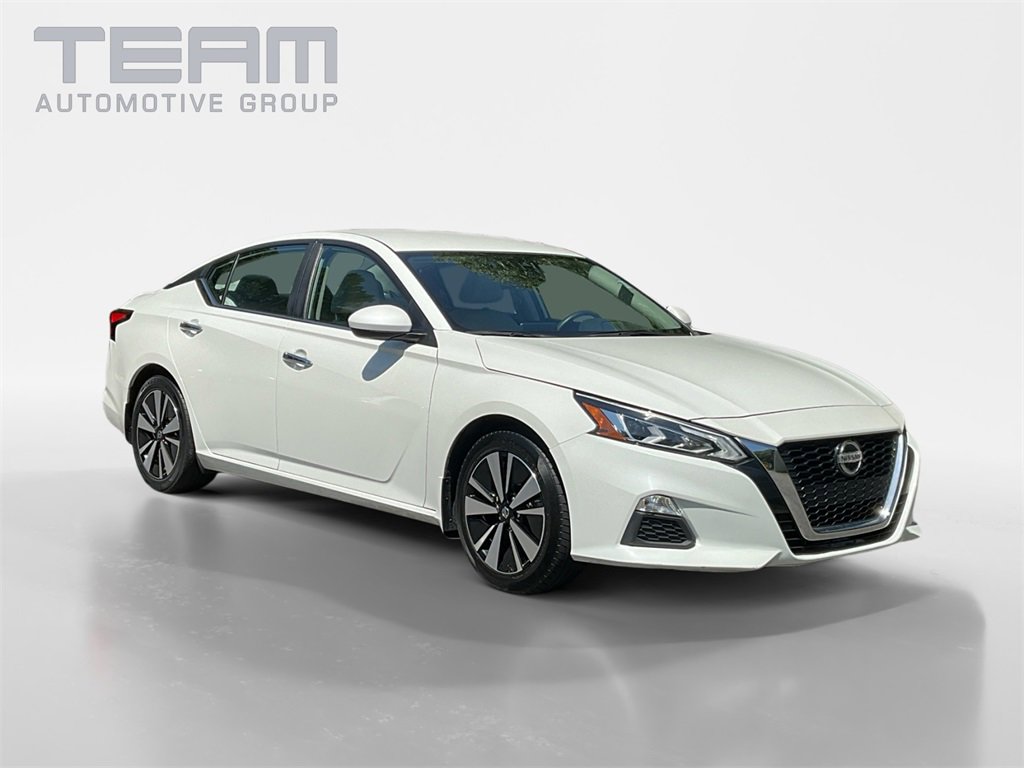 Used 2022 Nissan Altima 2.5 SV
