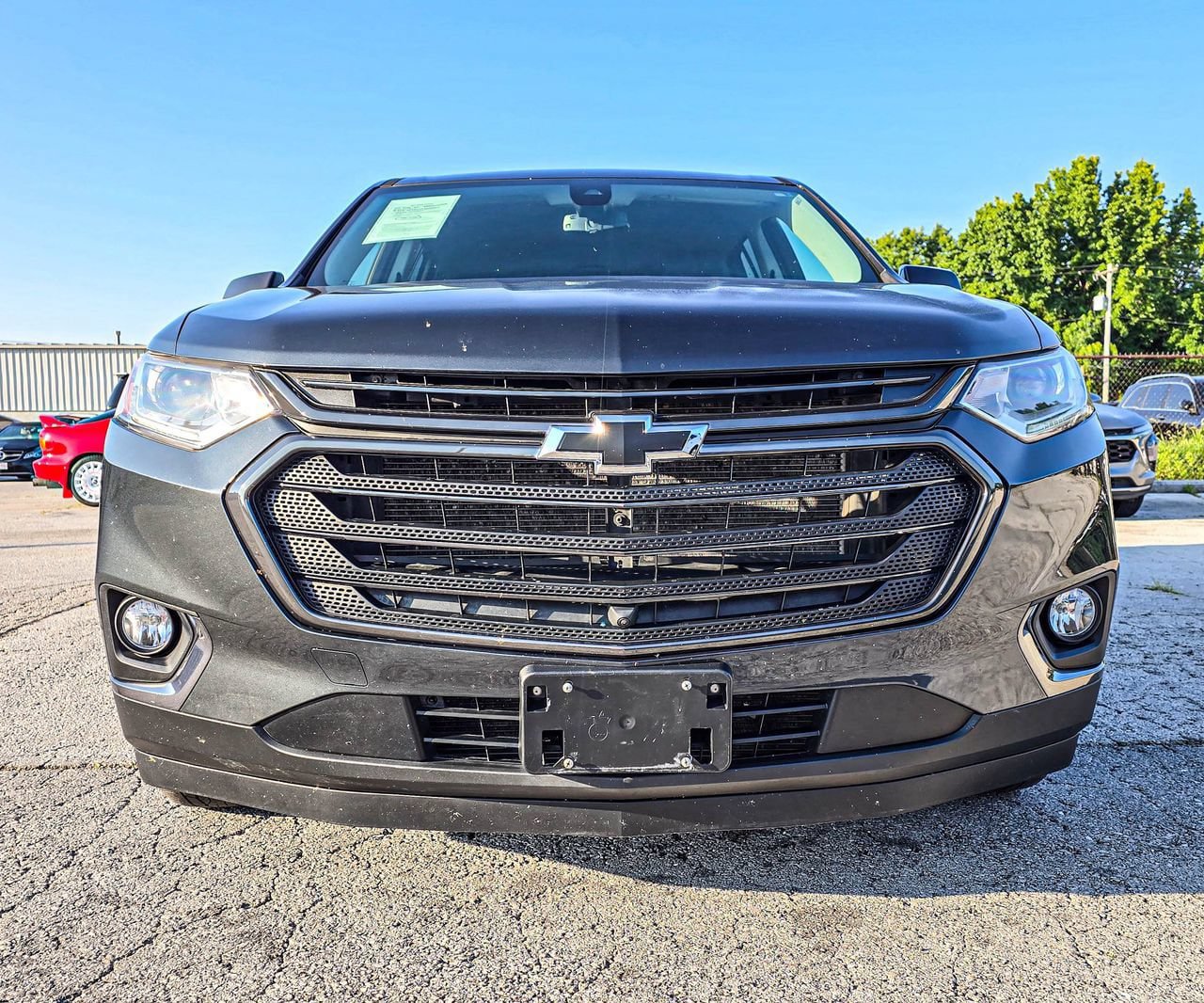 Used 2020 Chevrolet Traverse RS FWD image 2