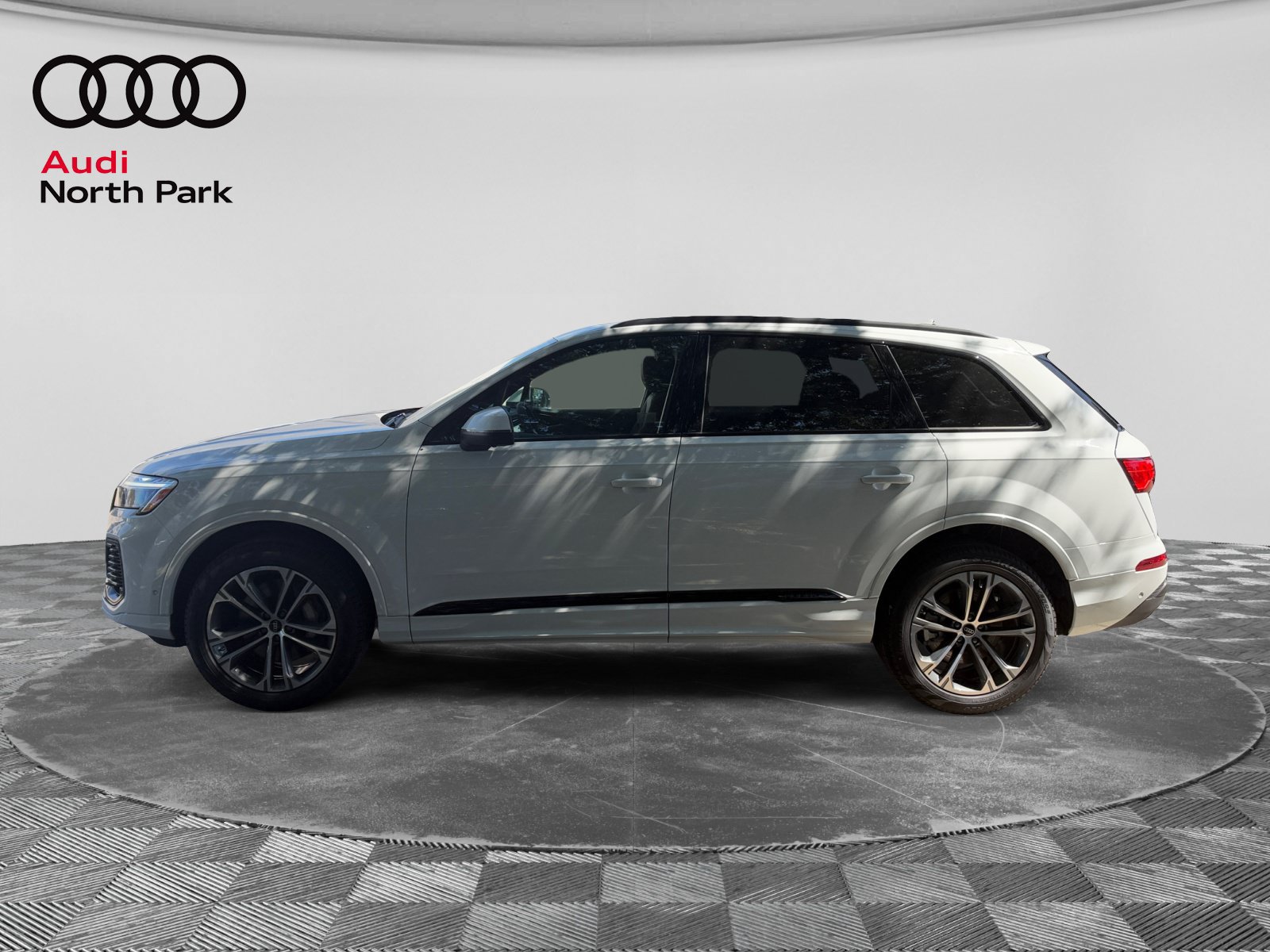 New 2026 Audi Q7 2.0T Premium AWD/4WD image 2