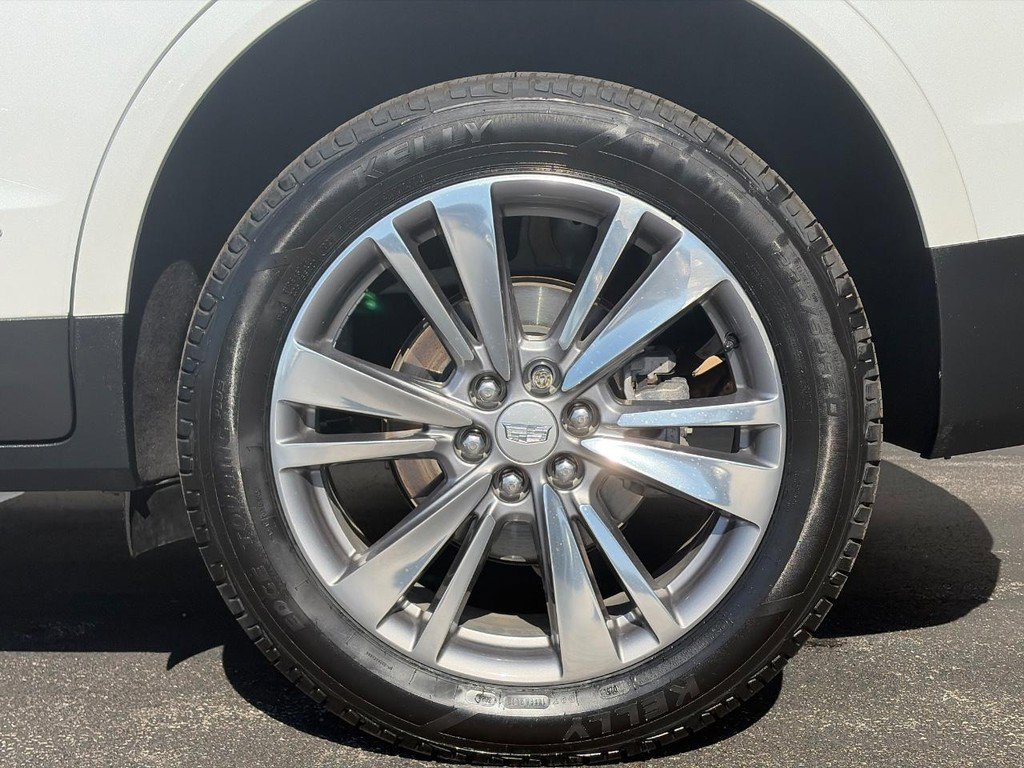 Certified 2024 Cadillac XT5 Premium Luxury FWD image 6