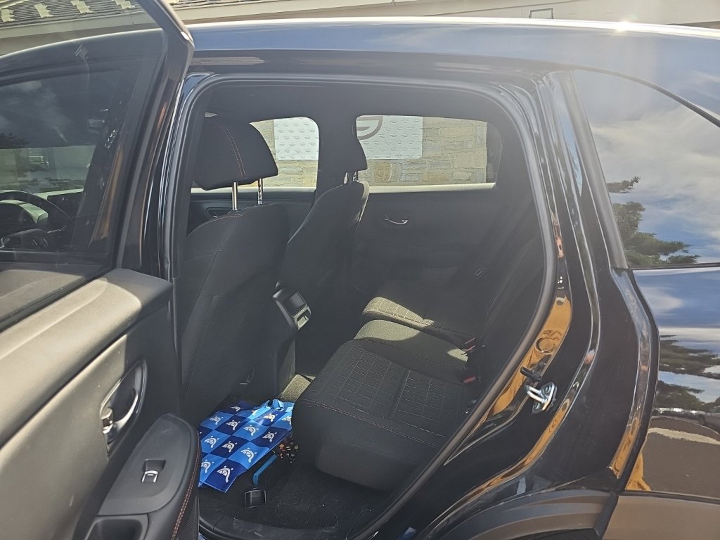 Used 2024 Honda HR-V Sport image 18