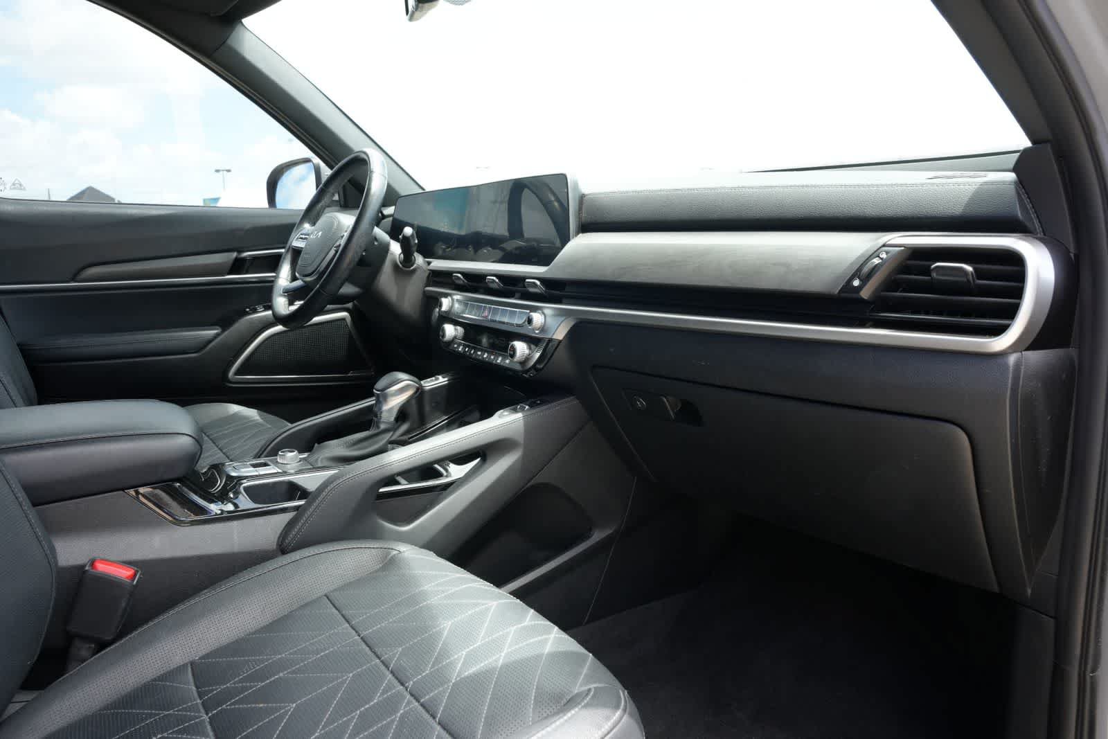 Used 2023 Kia Telluride EX X-Line AWD/4WD image 21
