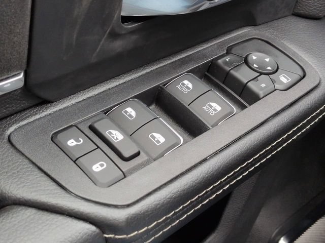 New 2026 RAM 5500 4x4 Crew Cab w/ Laramie Trim Package image 26