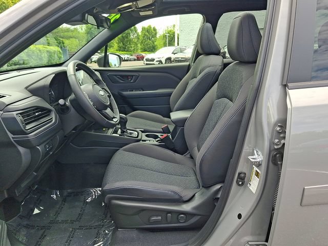 Certified 2025 Subaru Forester Premium AWD/4WD image 13