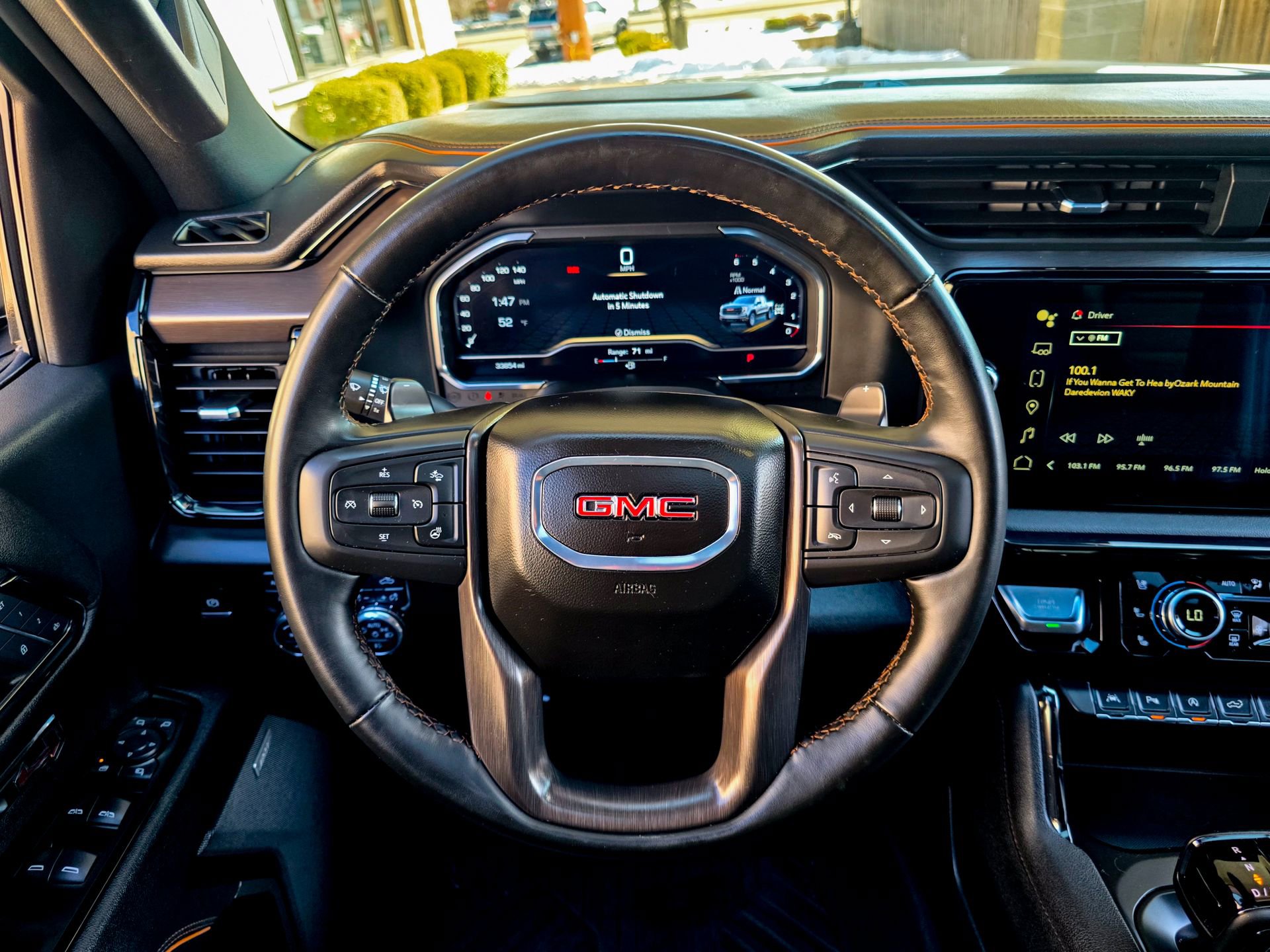 Used 2024 GMC Sierra 1500 AT4 w/ Technology Package image 29