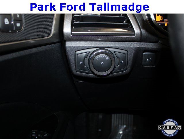 Used 2020 Ford Fusion SEL image 18
