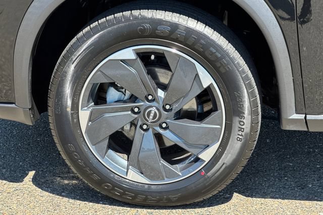 Used 2024 Nissan Rogue SV AWD/4WD image 45