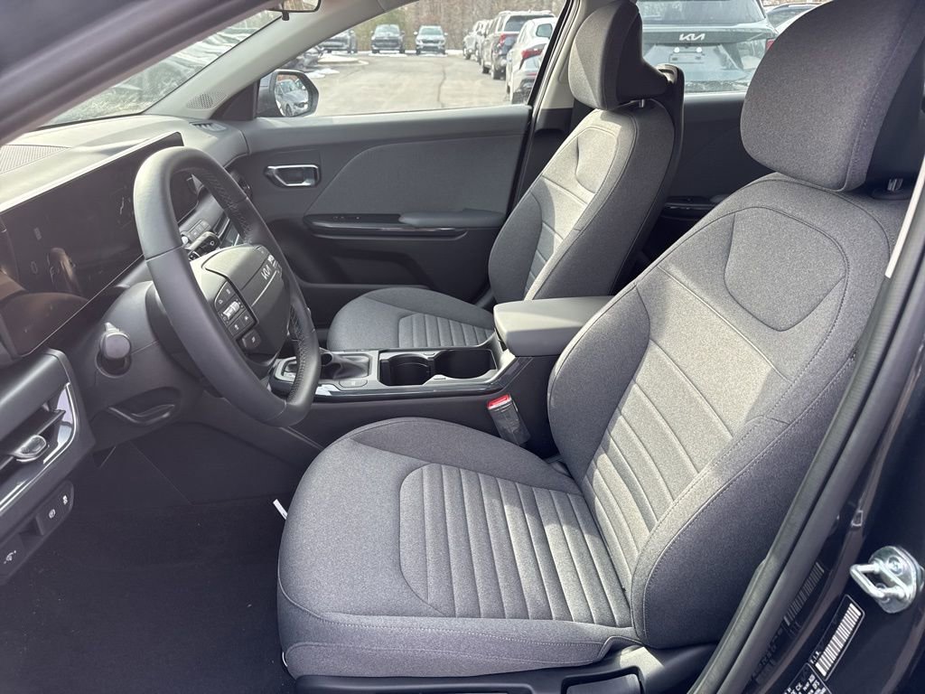 New 2025 Kia K4 EX image 13