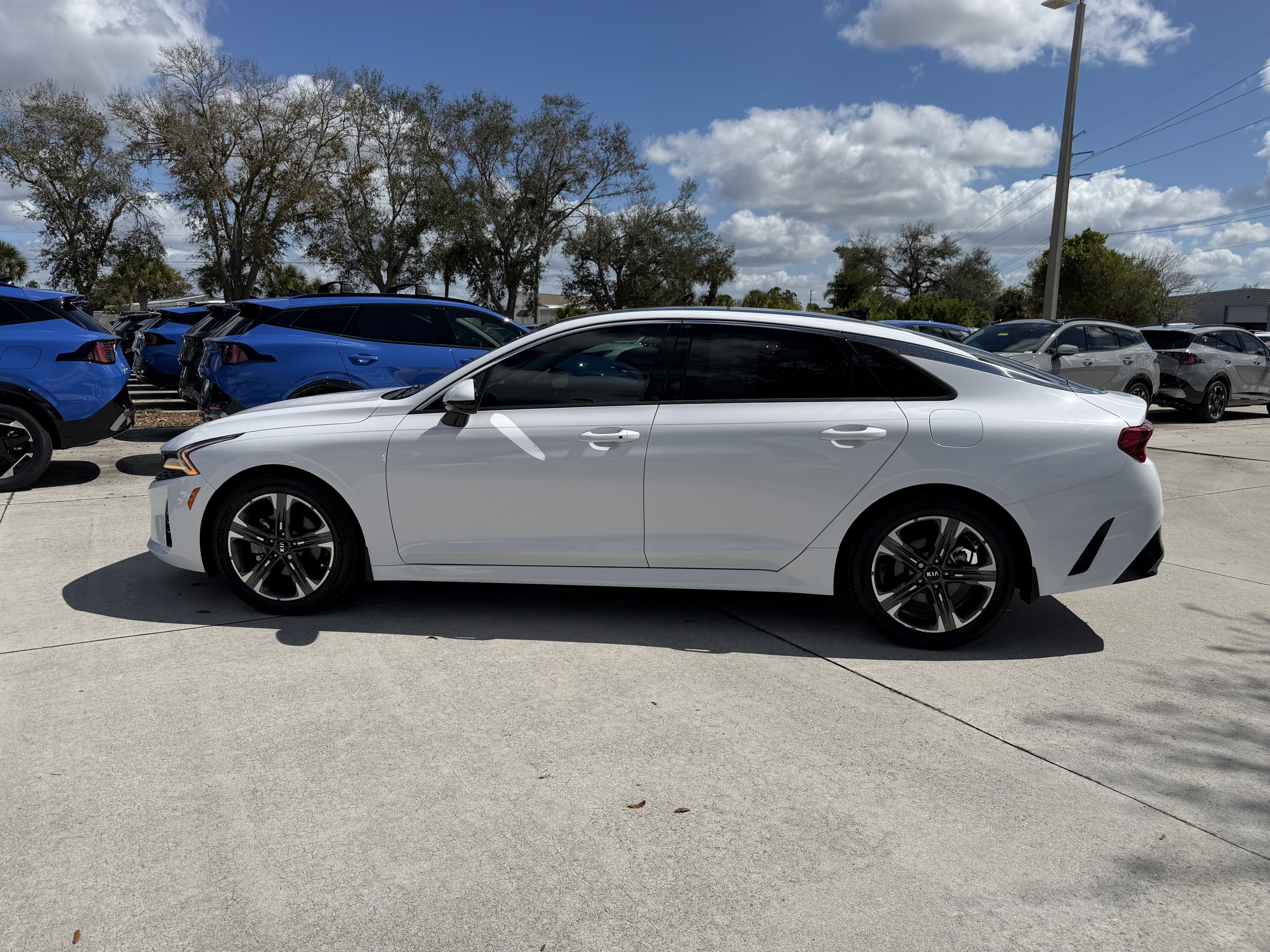 Used 2021 Kia K5 EX image 7