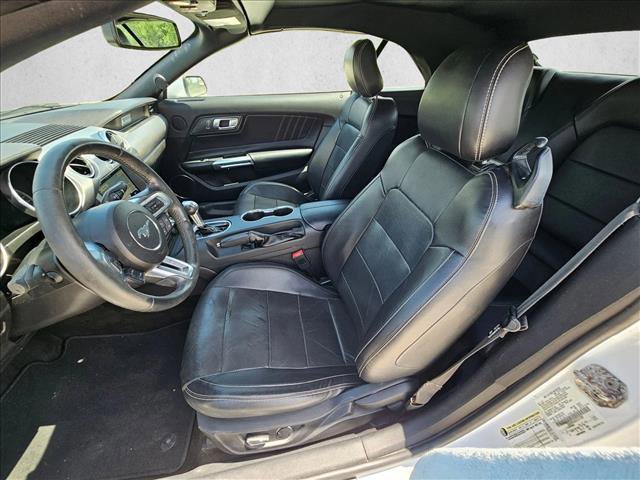 Used 2018 Ford Mustang Premium RWD image 15