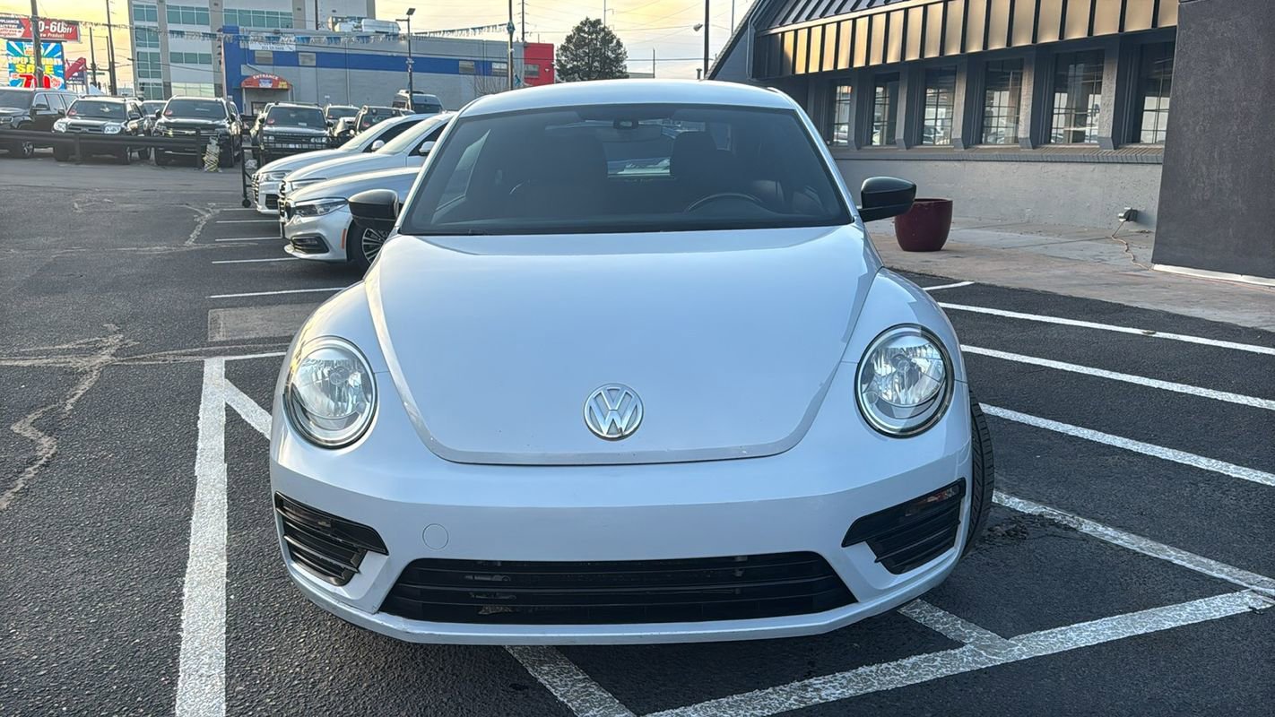 Used 2017 Volkswagen Beetle 1.8T S image 8