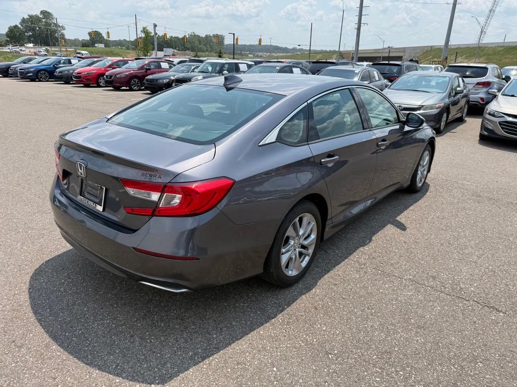 Certified 2018 Honda Accord LX image 3