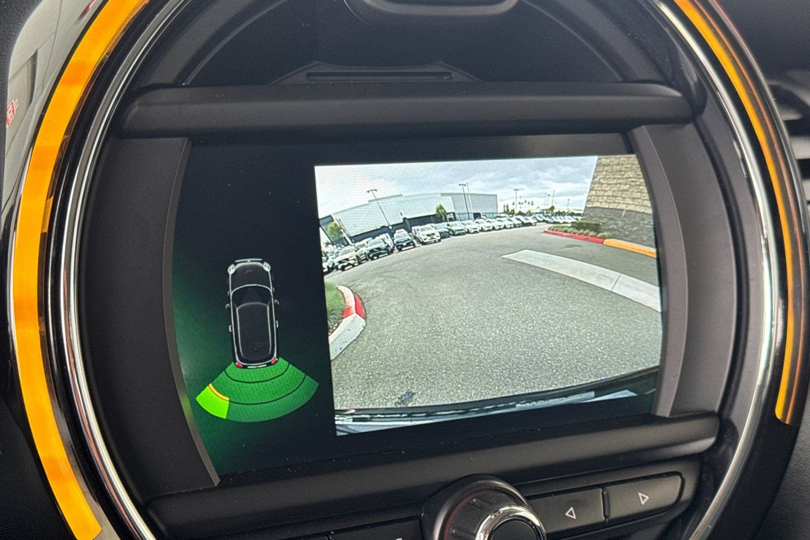 Used 2019 MINI Cooper 2-Door Hardtop image 19