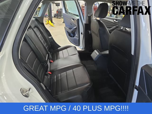 Used 2024 Volkswagen Jetta SE FWD image 17