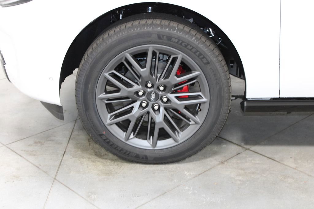 New 2025 Ford Expedition Platinum w/ Stealth Performance Package image 16