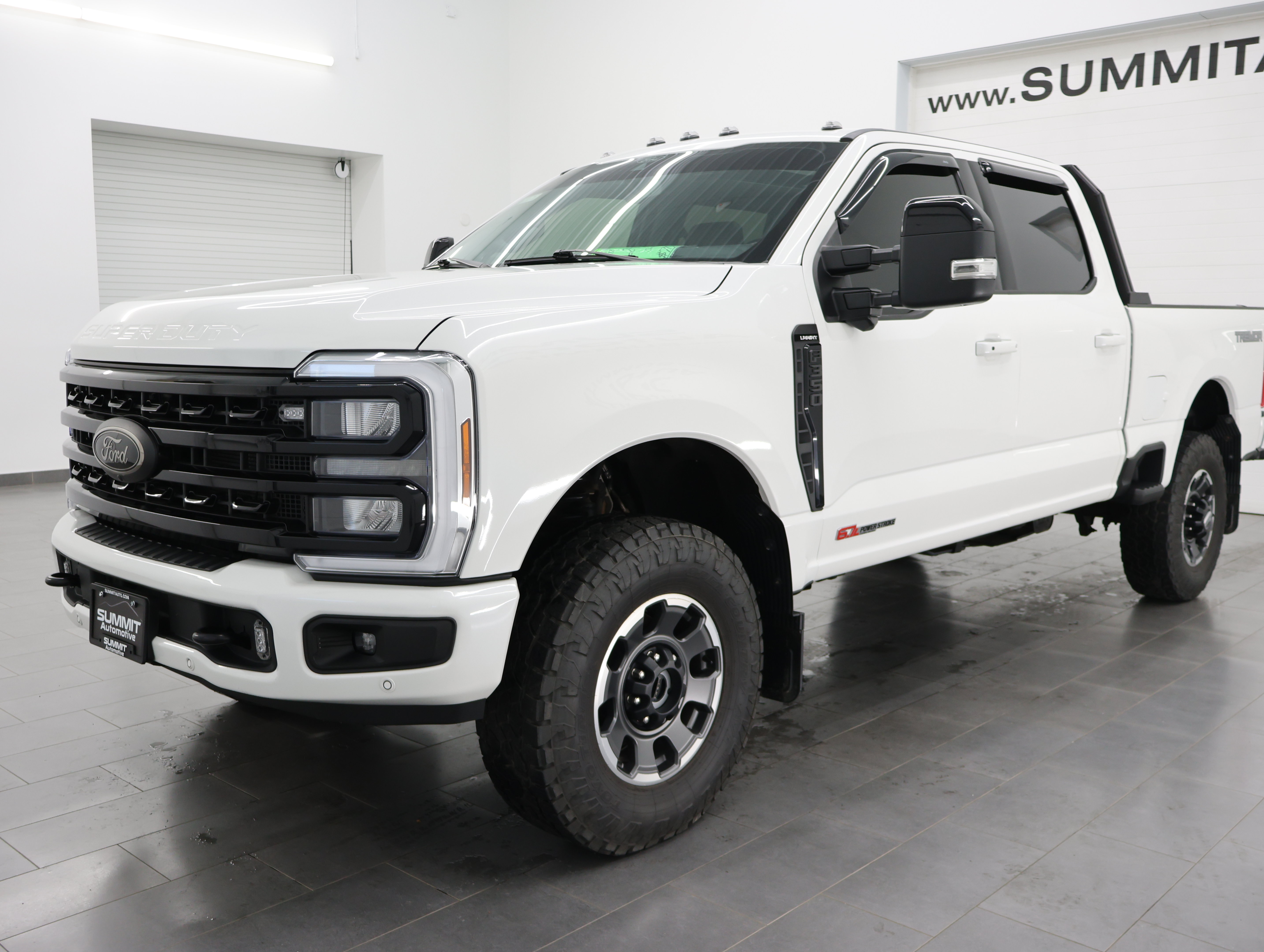 Used 2024 Ford F350 Lariat w/ Lariat Ultimate Package AWD/4WD image 7