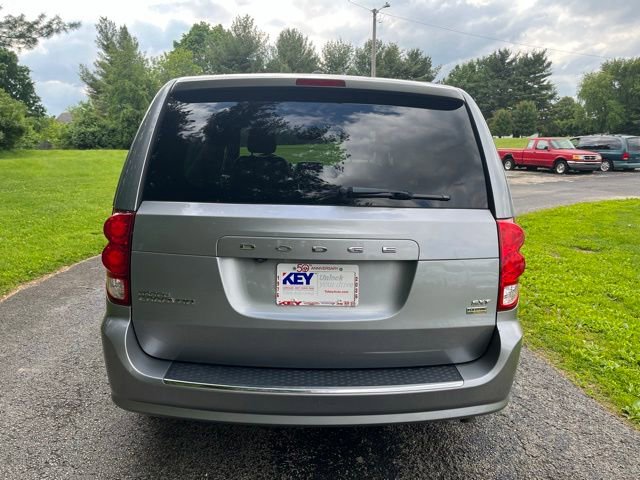 Used 2019 Dodge Grand Caravan SXT FWD image 4