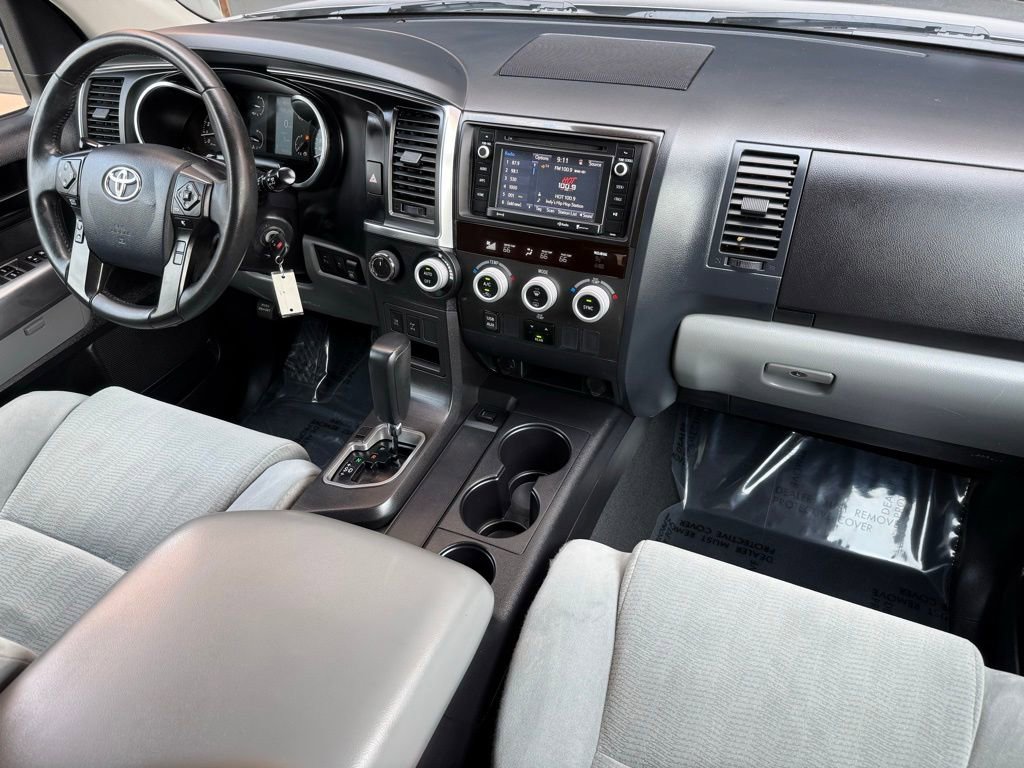 Used 2019 Toyota Sequoia SR5 AWD/4WD image 25