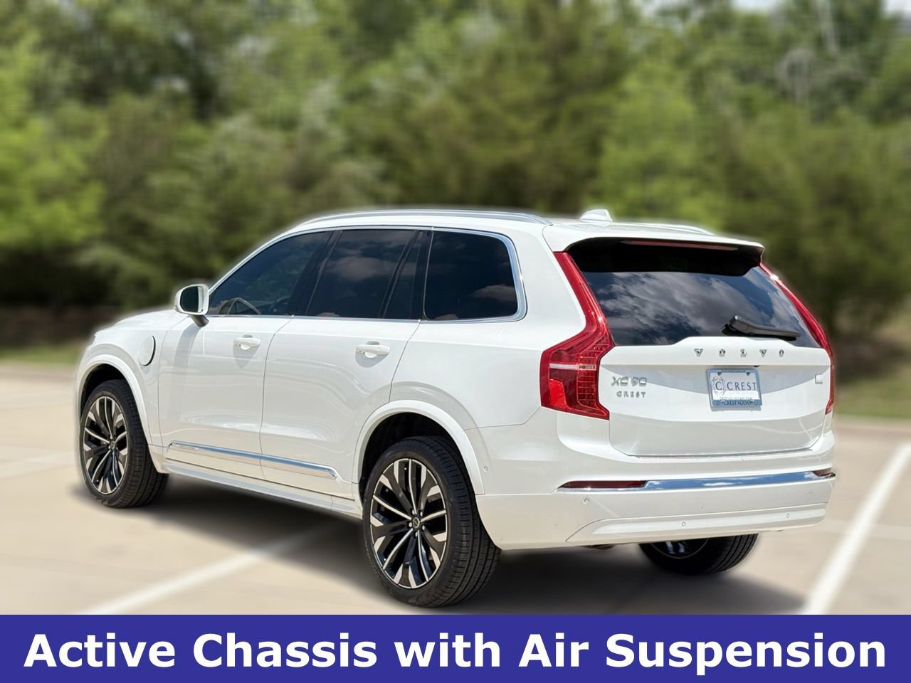 Certified 2024 Volvo XC90 T8 Ultimate w/ Lounge Package AWD/4WD image 5