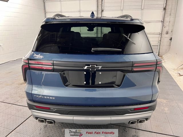 New 2026 Chevrolet Traverse LT w/ Sun and Wheel Package FWD image 6
