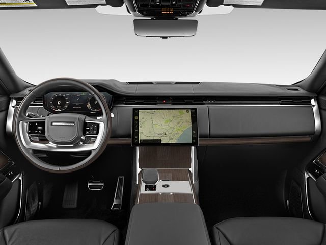 Used 2024 Land Rover Range Rover Autobiography image 3
