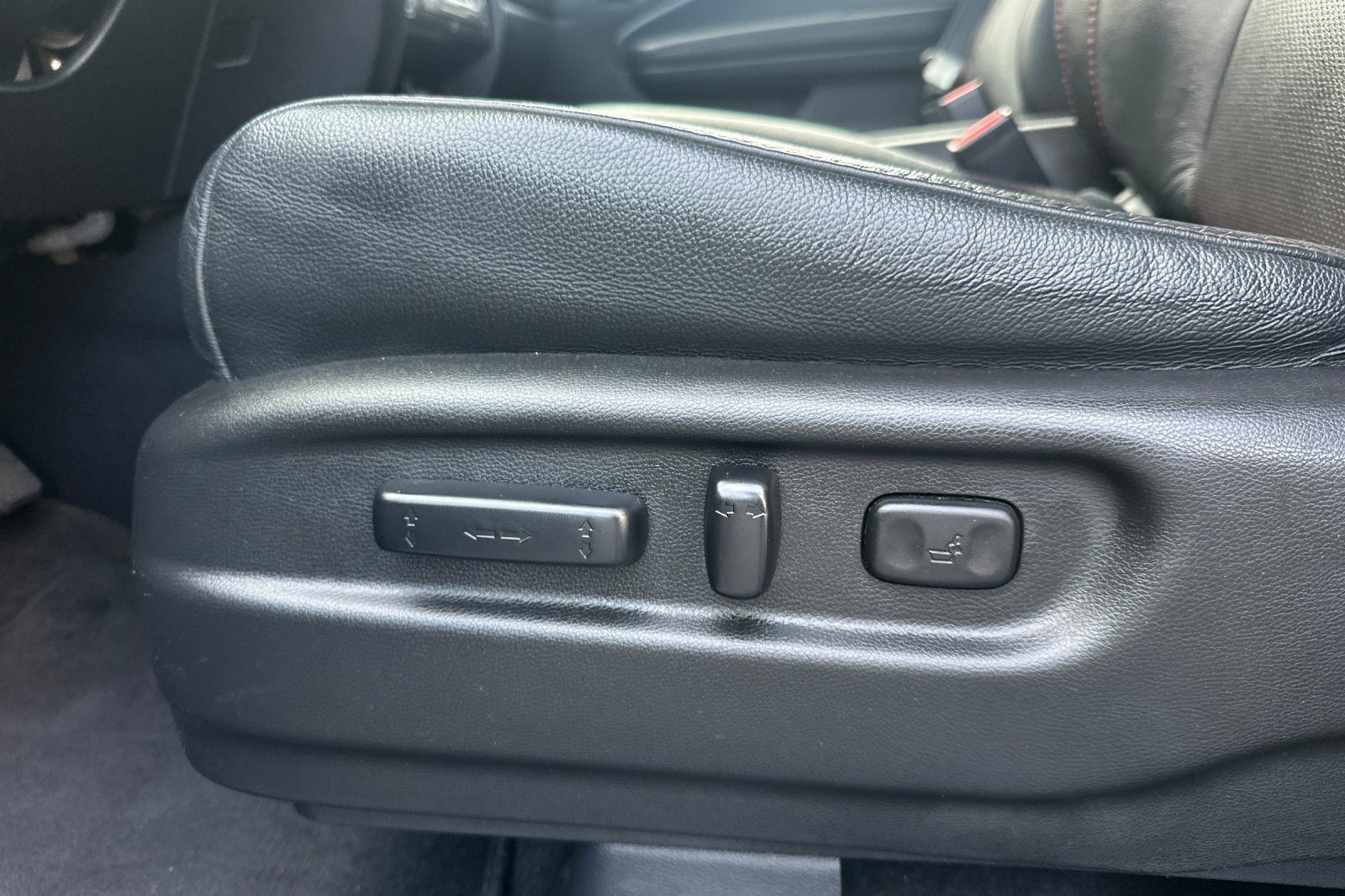 Used 2020 Honda Pilot Black Edition image 13