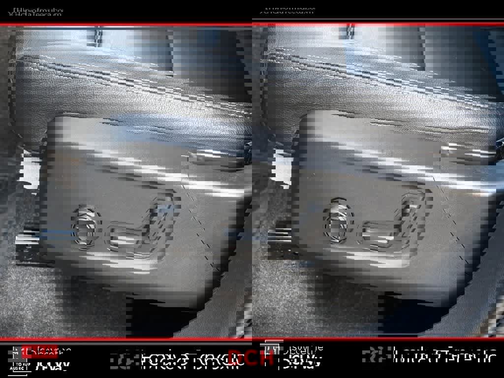 Used 2021 Volvo XC40 T4 Inscription image 34