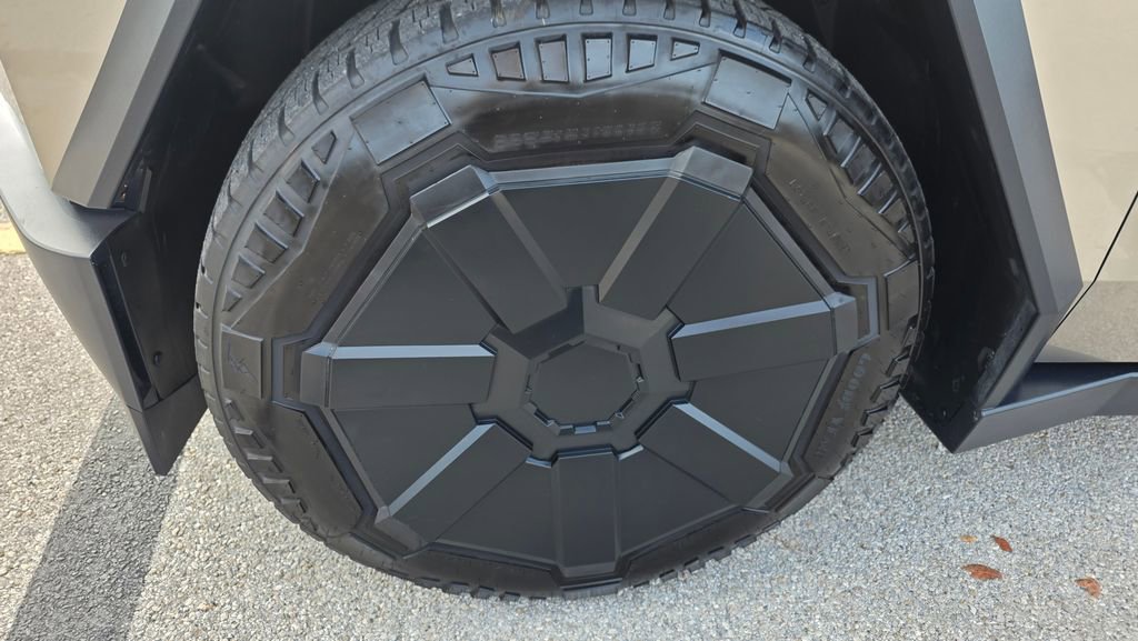Used 2025 Tesla Cybertruck Cyberbeast image 8