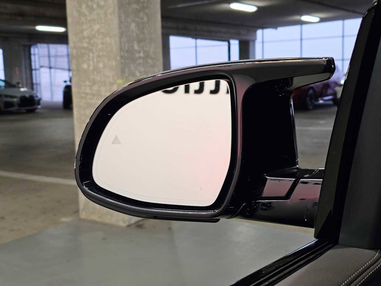 New 2026 BMW X7 M60i image 21