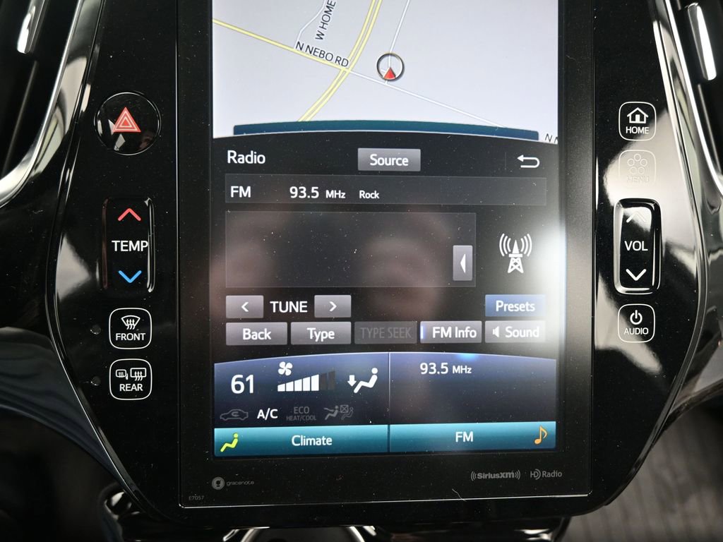 Used 2020 Toyota Prius Prime XLE image 25