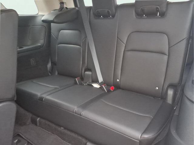 Used 2025 Nissan Pathfinder SL AWD/4WD image 21