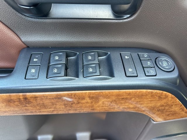 Used 2014 Chevrolet Silverado 1500 High Country w/ High Country Premium Package image 9