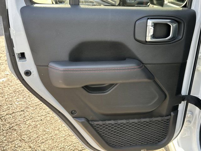 Certified 2021 Jeep Wrangler Unlimited Rubicon image 26