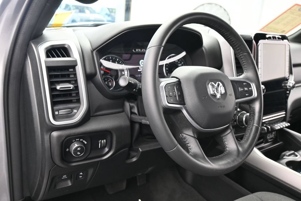 Used 2023 RAM 1500 Big Horn AWD/4WD image 16